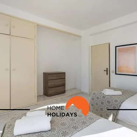 #261 Rosa I By Holidays